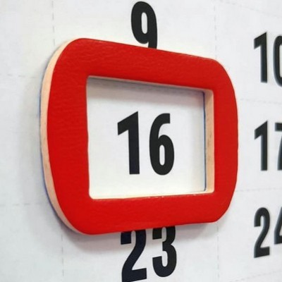 Календарные курсоры магнитные; Красные; картон, внутр. окошко 20х30 мм; 2 магнита